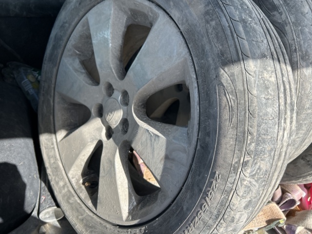 1383030-60 Subaru Outback 2.0 4WD Manuell, 150hk, 2011 (Reparationsobjekt)