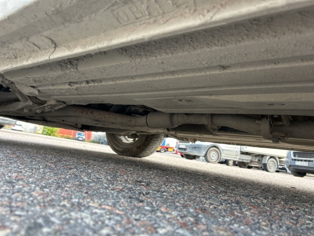 1383030-59 Subaru Outback 2.0 4WD Manuell, 150hk, 2011 (Reparationsobjekt)