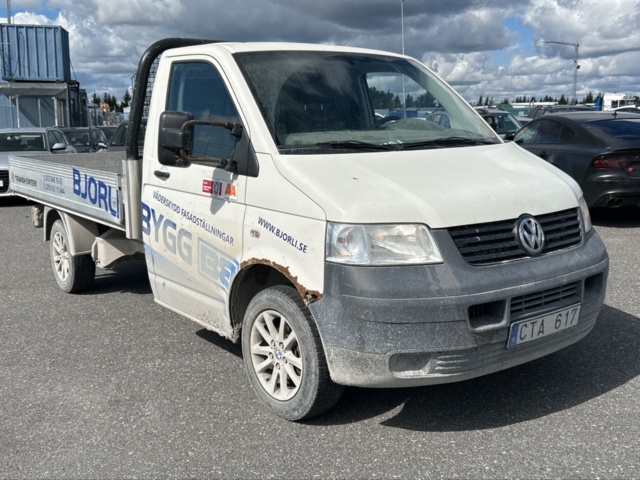 1383033-7 Volkswagen Transporter Chassi Cab T28 1.9 TDI Manuell, 102hk, 2008 (Reparationsobjekt)