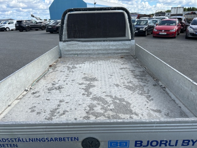 1383033-38 Volkswagen Transporter Chassi Cab T28 1.9 TDI Manuell, 102hk, 2008 (Reparationsobjekt)