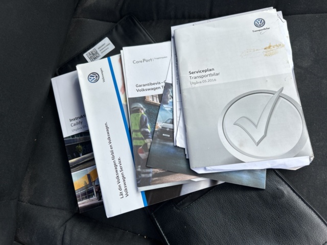 1383034-40 Volkswagen Caddy Van 2.0 TDI BlueMotion DSG Sekventiell, 102hk, 2017