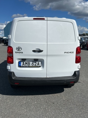 1383038-4 Toyota ProAce 2.0 D-4D Automatisk, 122hk, 2021