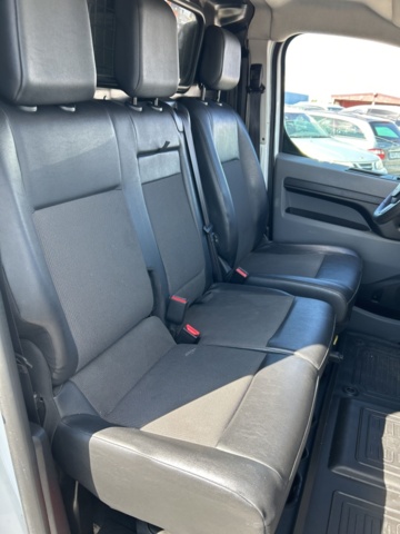 1383038-17 Toyota ProAce 2.0 D-4D Automatisk, 122hk, 2021