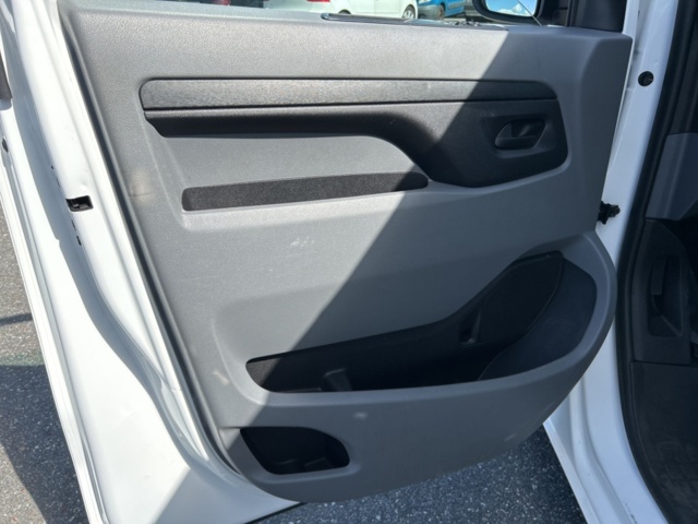 1383038-9 Toyota ProAce 2.0 D-4D Automatisk, 122hk, 2021