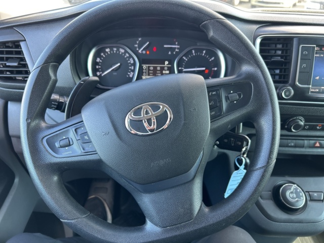 1383038-11 Toyota ProAce 2.0 D-4D Automatisk, 122hk, 2021