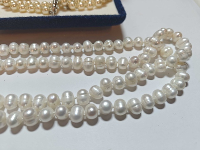 1130277-7 Pärlcollier 1 st samt halssmycke 1 st med Majorica pärlor