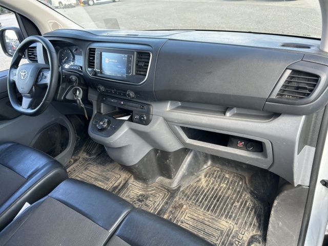 1383039-19 Toyota ProAce 2.0 D-4D Automatisk, 144hk, 2022