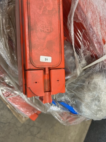 1402223-3 32 pcs. Batteries Powersafe SBS B10F