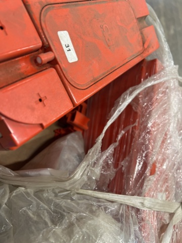 1402223-5 32 pcs. Batteries Powersafe SBS B10F