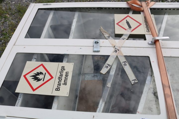 1300776-3 Kemikalieskåp