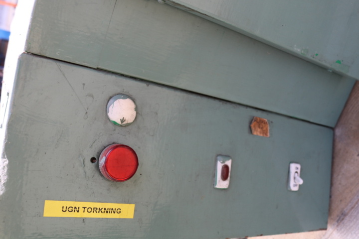 1300779-4 Ugn för torkning