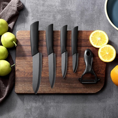 1402688-4 Exklusivt Keramiskt Knivset - 4 Knivar & Skalare - Fri frakt