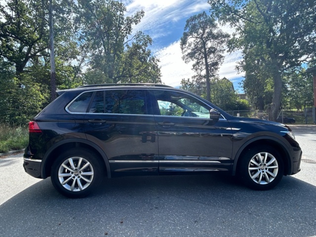 1332989-6 Volkswagen Tiguan 2.0 TDI DPF SCR 4Motion DSG Sekventiell, 200hk, 2021