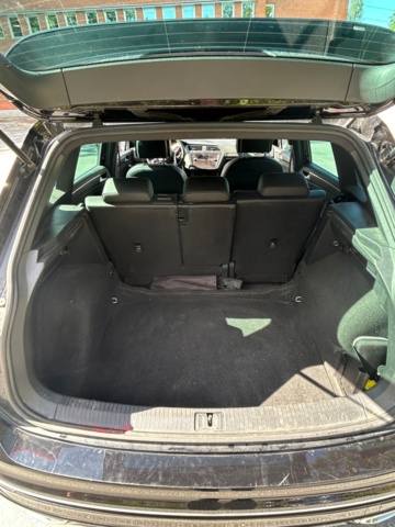 1332989-27 Volkswagen Tiguan 2.0 TDI DPF SCR 4Motion DSG Sekventiell, 200hk, 2021