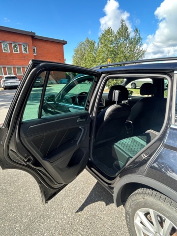 1332989-24 Volkswagen Tiguan 2.0 TDI DPF SCR 4Motion DSG Sekventiell, 200hk, 2021