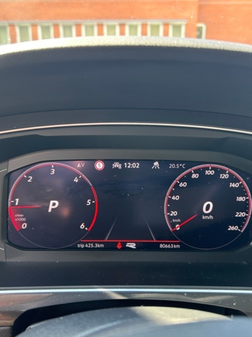 1332989-12 Volkswagen Tiguan 2.0 TDI DPF SCR 4Motion DSG Sekventiell, 200hk, 2021