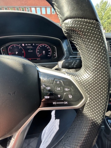 1332989-20 Volkswagen Tiguan 2.0 TDI DPF SCR 4Motion DSG Sekventiell, 200hk, 2021