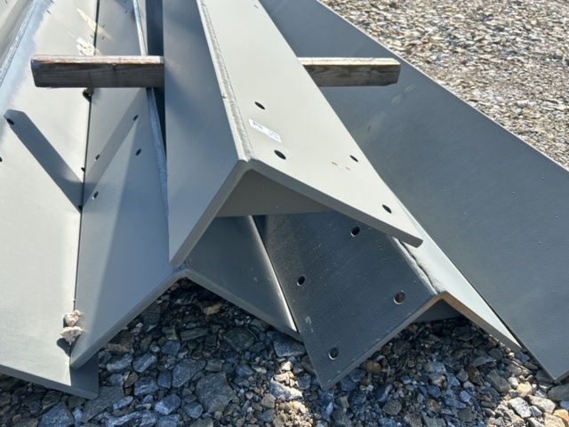 1377982-4 Järnbalkar L-profiler