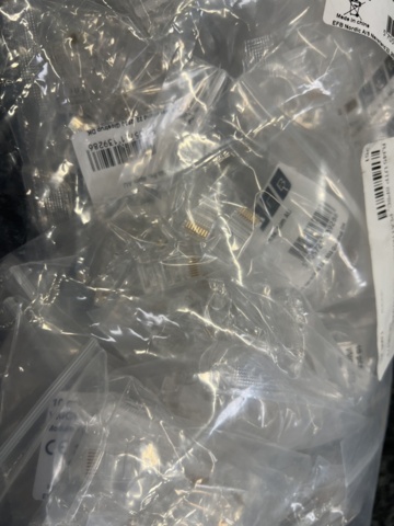 1400259-5 Ca 1000 st Modularplugg 8P/8C f platt kabel