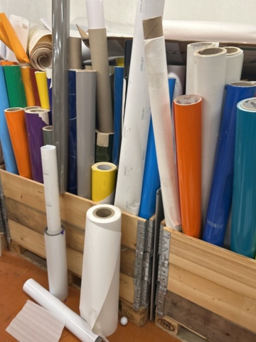 1296656-4 Rullar med tryck- och skyltmaterial