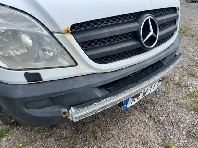 1401847-14 Mercedes-Benz Sprinter 316 CDI skåp baklift 2011