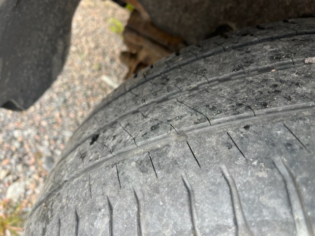 1401847-19 Mercedes-Benz Sprinter 316 CDI skåp baklift 2011