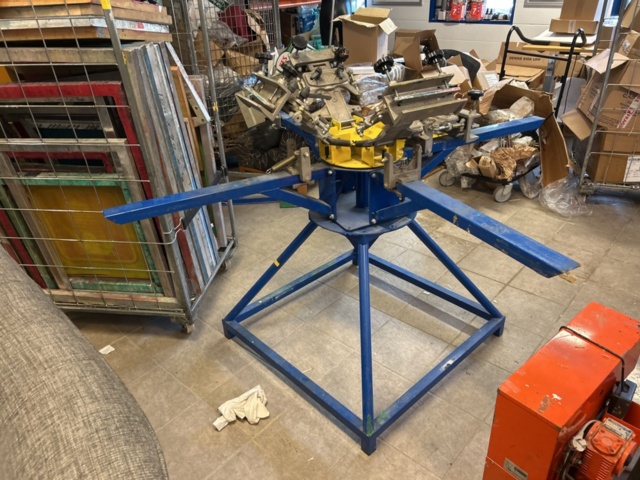 1296677-10 Utrustning för screen-/screentryck.