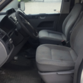 1332994-6 Volkswagen Transporter Kombi T30 2.5 TDI 4Motion Manual, 131hp, 2007 (Scratch object)
