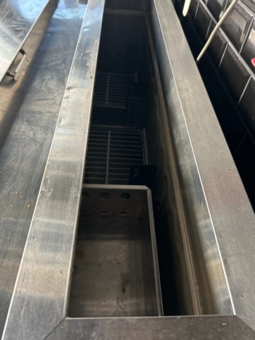 1368175-5 Refrigerated counter with cooling trough - Rolley