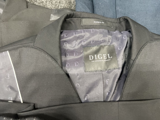 1402904-3 13 st Kavajer Barutti, Boss, Digel m.m.