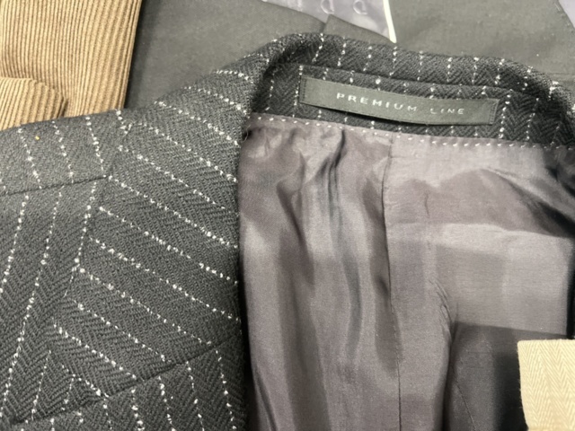 1402904-4 13 st Kavajer Barutti, Boss, Digel m.m.