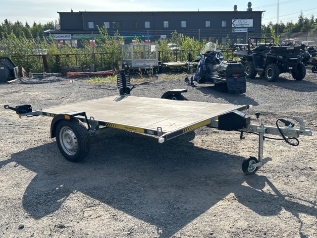 1377986-5 Maskintransport plattformstrailer 750kg Lorries PT75 2617 -2023