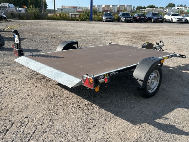 1377986-7 Maskintransport plattformstrailer 750kg Lorries PT75 2617 -2023