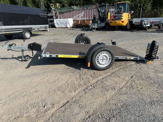 1377986-2 Maskintransport plattformstrailer 750kg Lorries PT75 2617 -2023