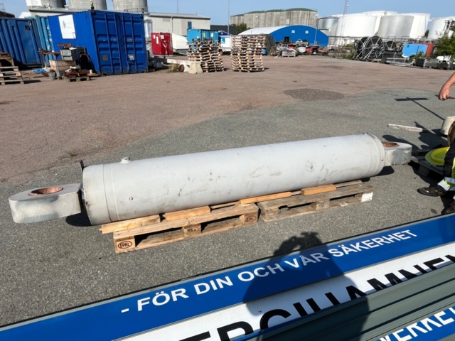 1143460-1 Kolv 3,2 meter - TL25EH-400