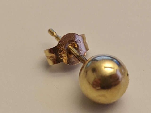 1130290-15 Parti med smycken i guld