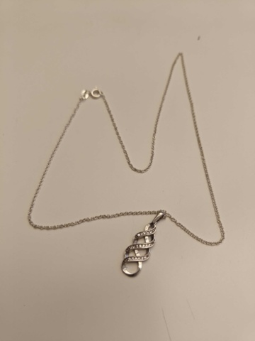 1130291-28 Parti med smycken i silver