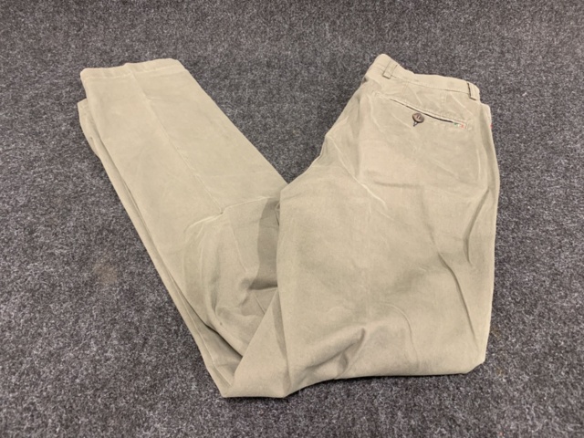 1402907-15 18 st byxor Sansiro