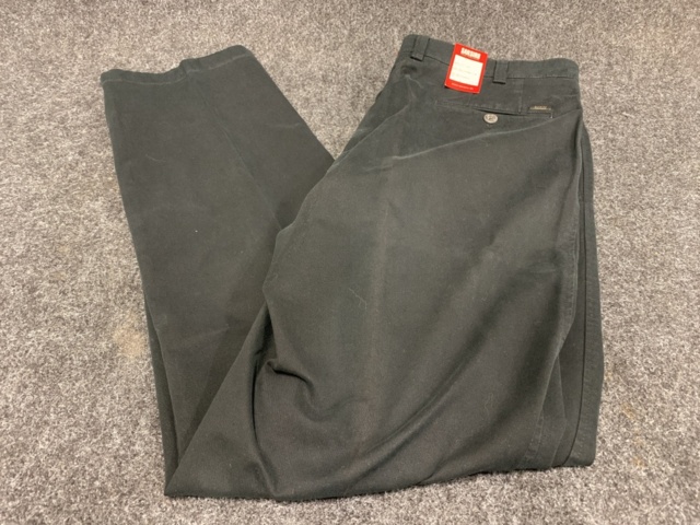 1402907-21 18 st byxor Sansiro