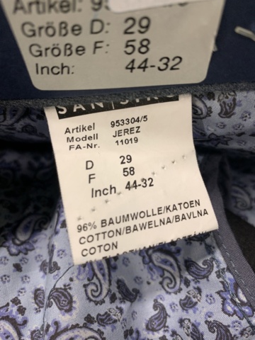 1402907-27 18 st byxor Sansiro