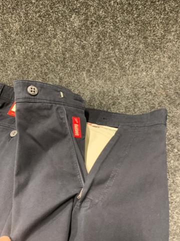 1402907-32 18 st byxor Sansiro