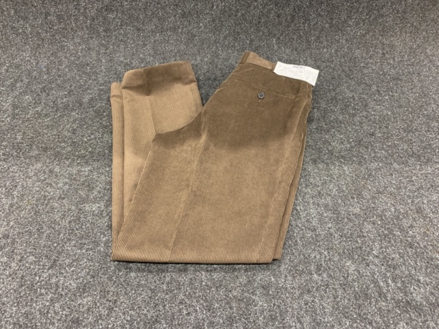 1404971-33 24 st Klädesplagg Hauptfutter, Dimensione, Oscar Jacobsson, Pierre laffitte, m.m.