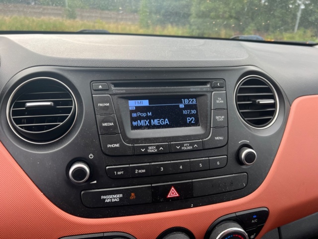 1405245-13 Hyundai i10 1.0 Automatisk, 67hk, 2014