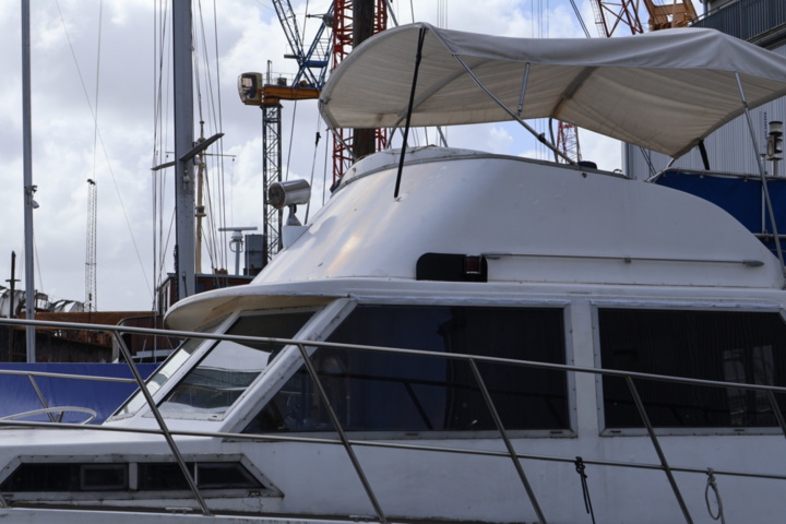 1371112-7 Uniflite/Chris Craft Concertible 42 -1979