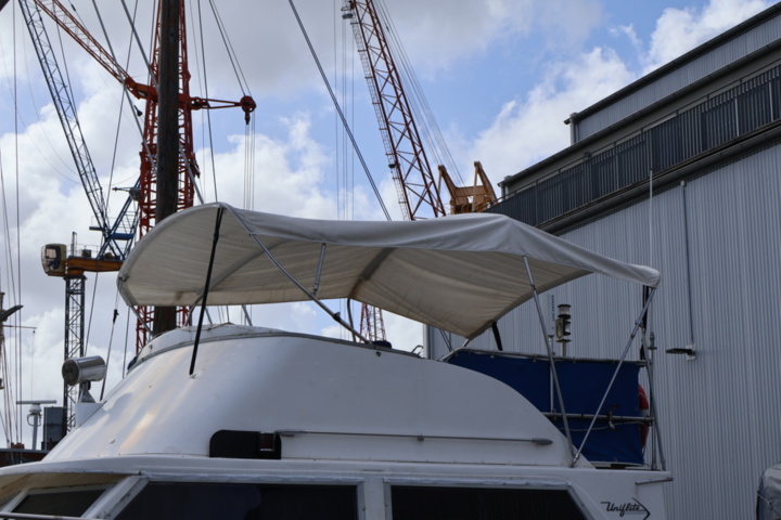 1371112-8 Uniflite/Chris Craft Concertible 42 -1979