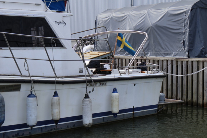 1371112-10 Uniflite/Chris Craft Concertible 42 -1979