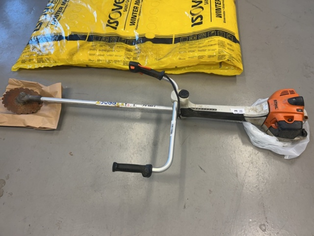 1377987-5 Aluminiumstege Nordic Star, Röjsåg Stihl FS 460C, termomatta Isover