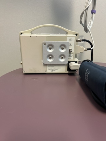 1296691-10 Övervakningsmonitor - CASMED 740