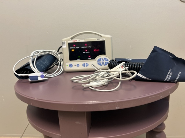 1296691-13 Övervakningsmonitor - CASMED 740