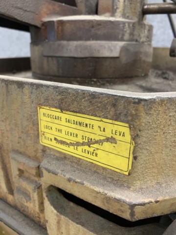 1407302-10 Metallkap, Thomas 250E